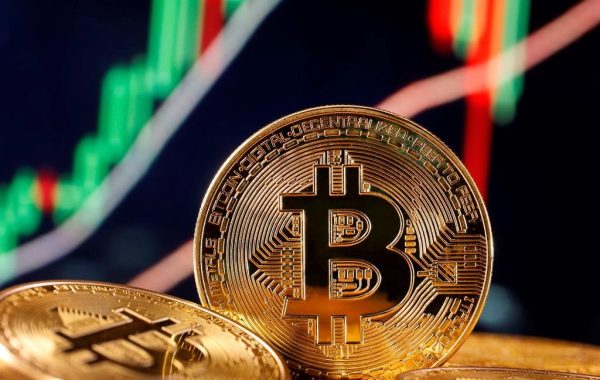 Сценарии для биткоина: что ждёт цену во второй половине 2025